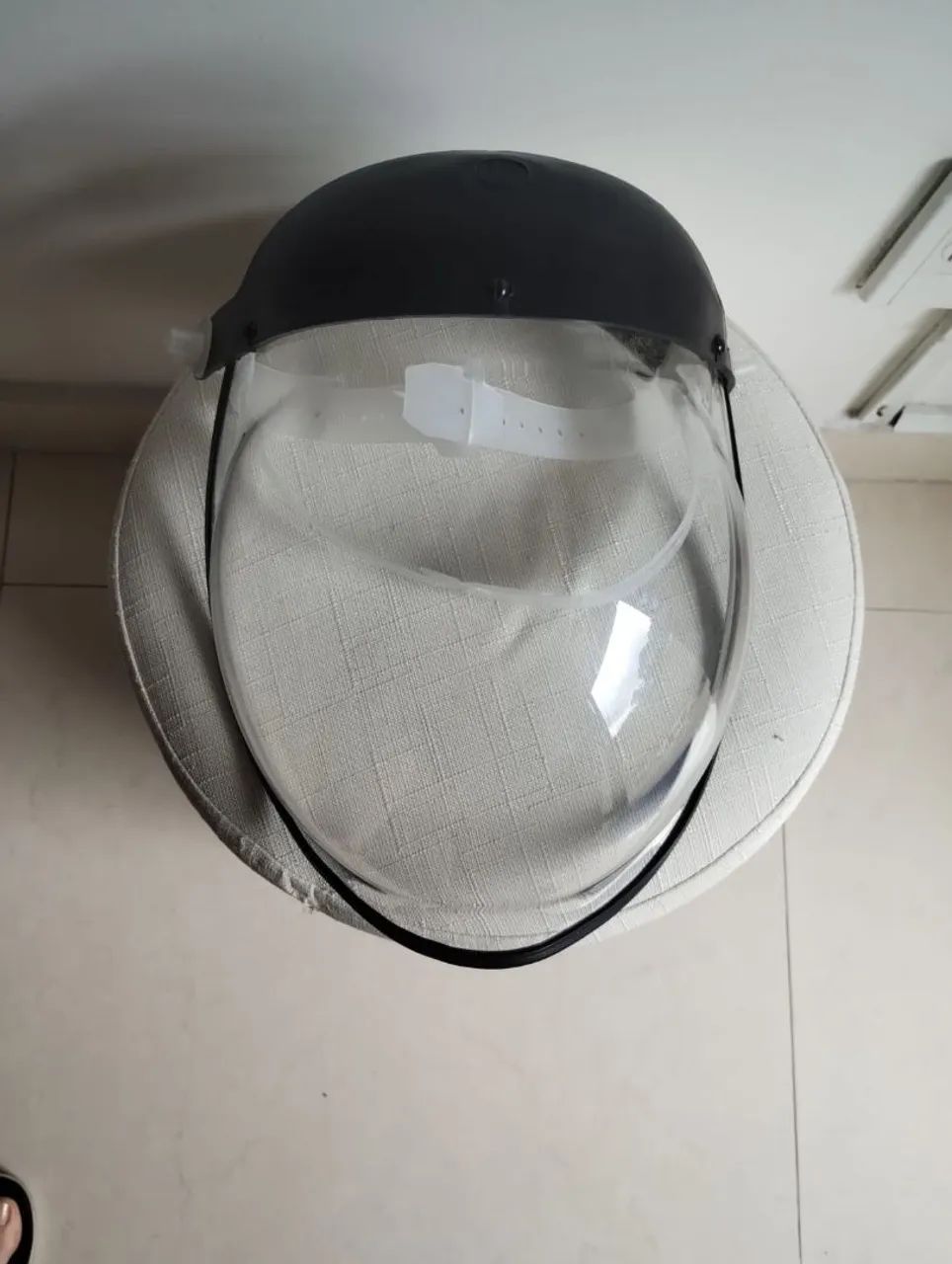 Máscara de proteção facial 