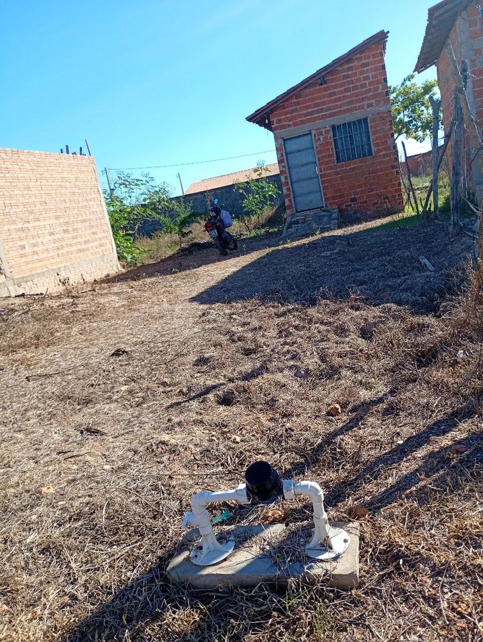 Terreno com casa