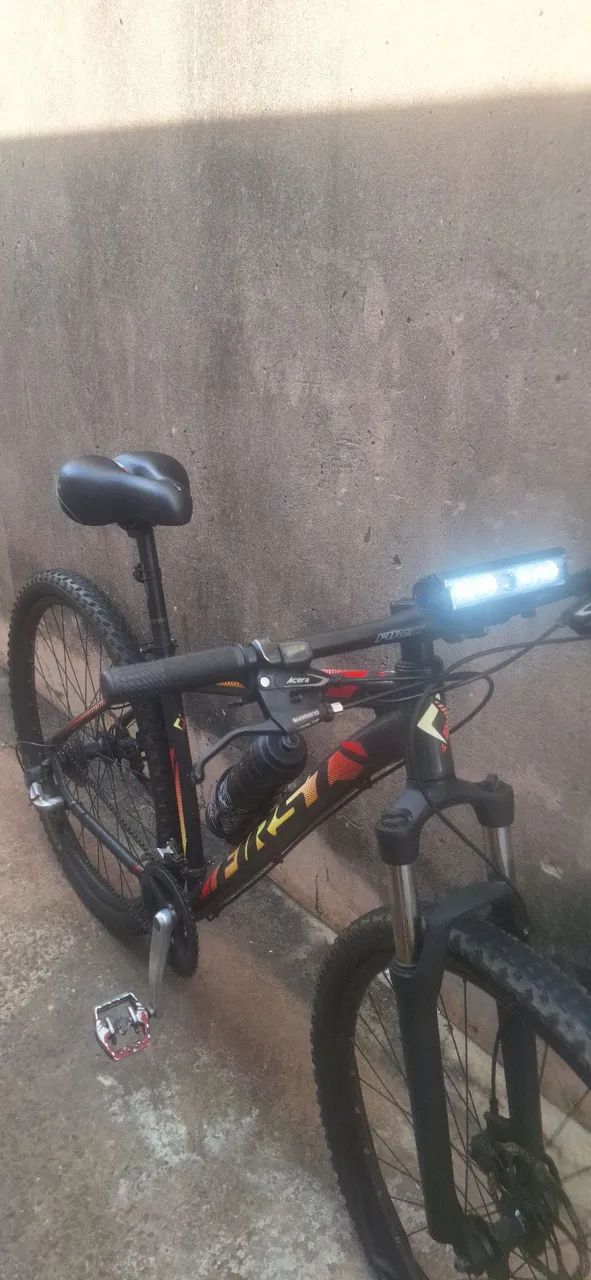 Vendo Bicicleta First aro 29