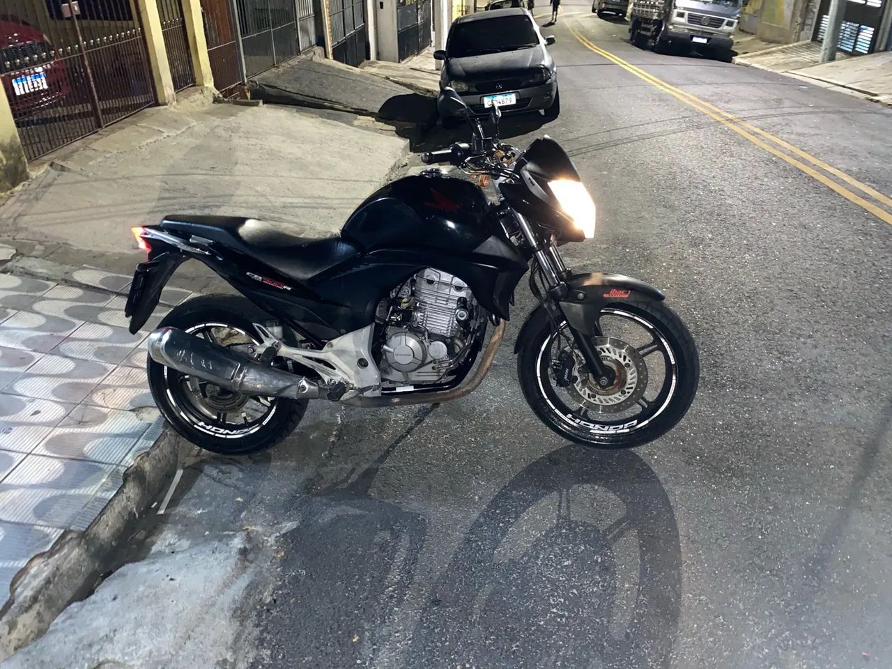 Cb300  - Foto 2