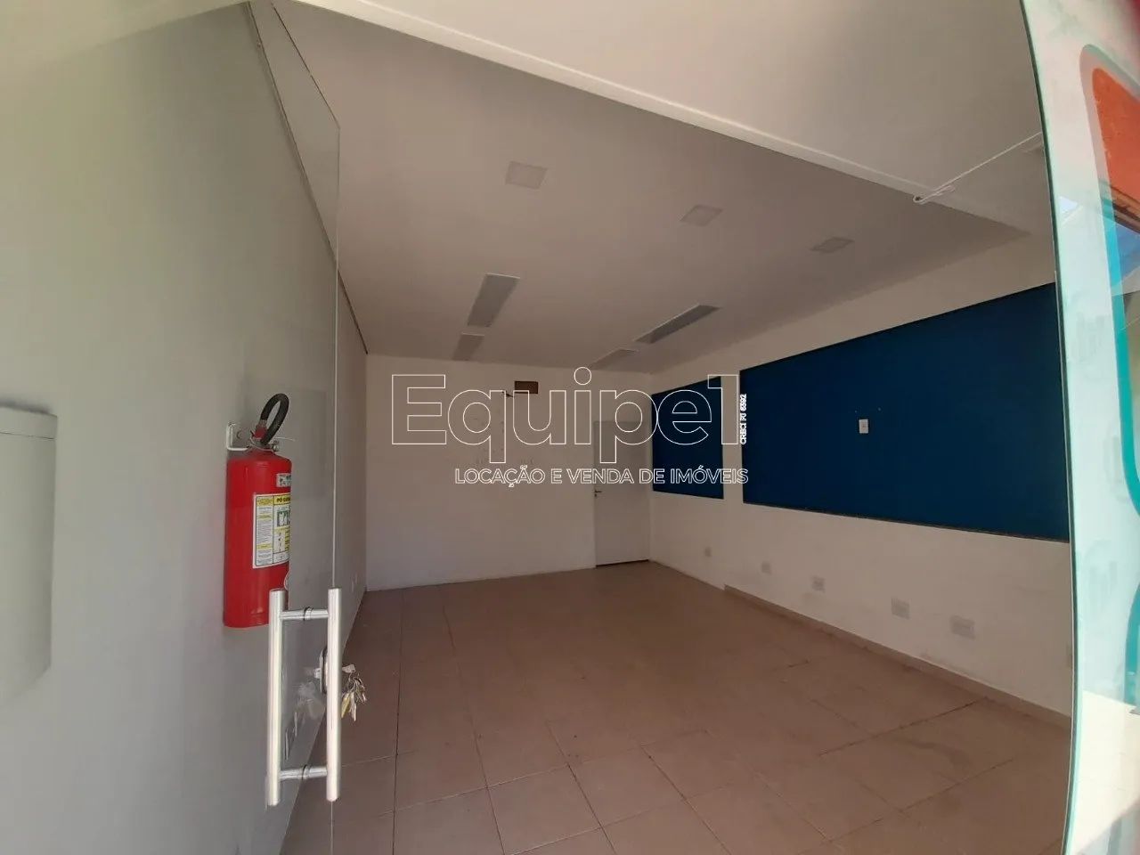 Oportunidade Comercial no Jardim Riacho | Espaço Ideal para Diversos Segmento