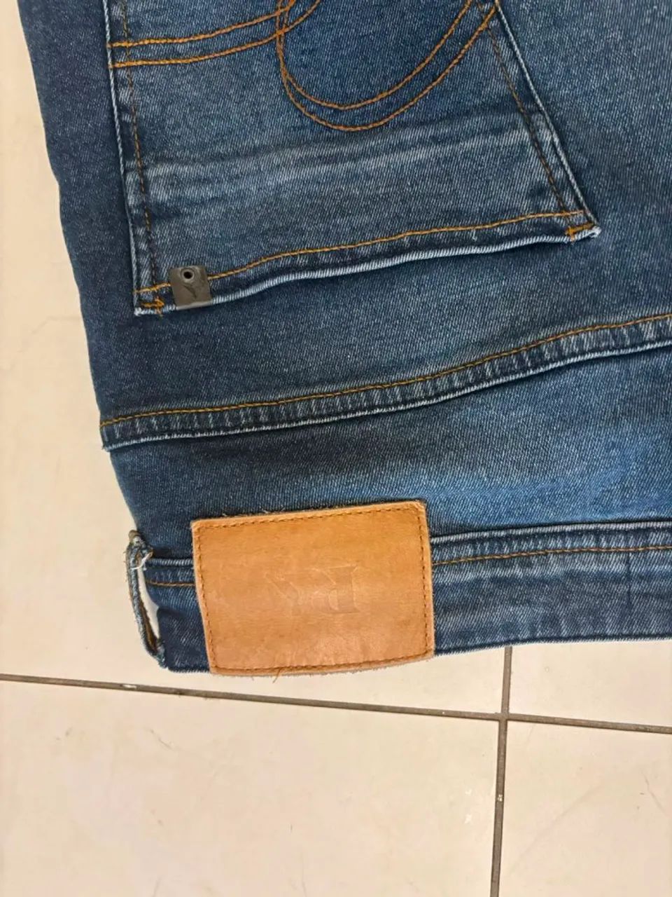 Calça Reserva 44 - pouco usada - Foto 4
