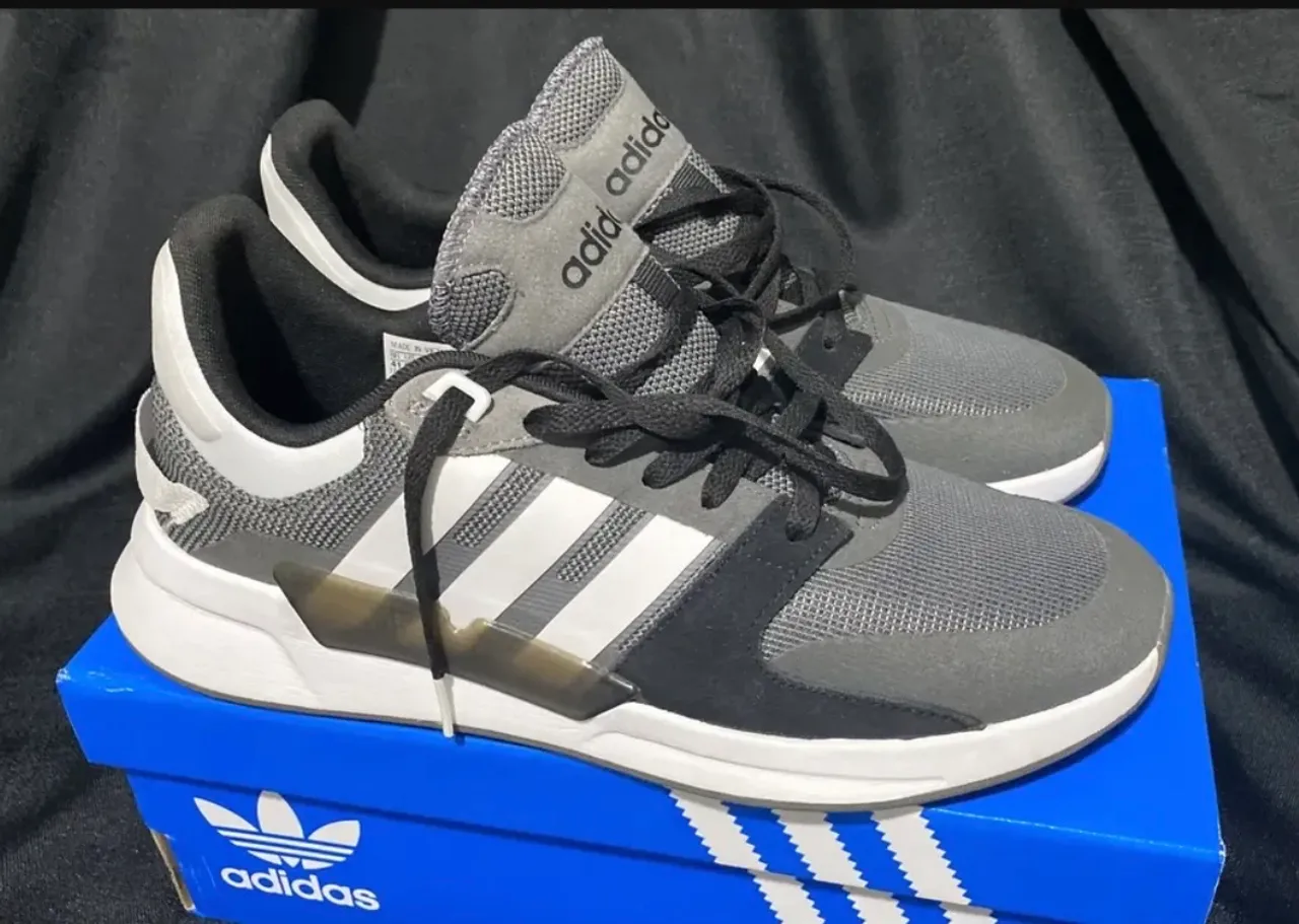 TOGE  Tênis adidas ZX 22 Boost GX2037 [42br/10us] - Calçados - Parque