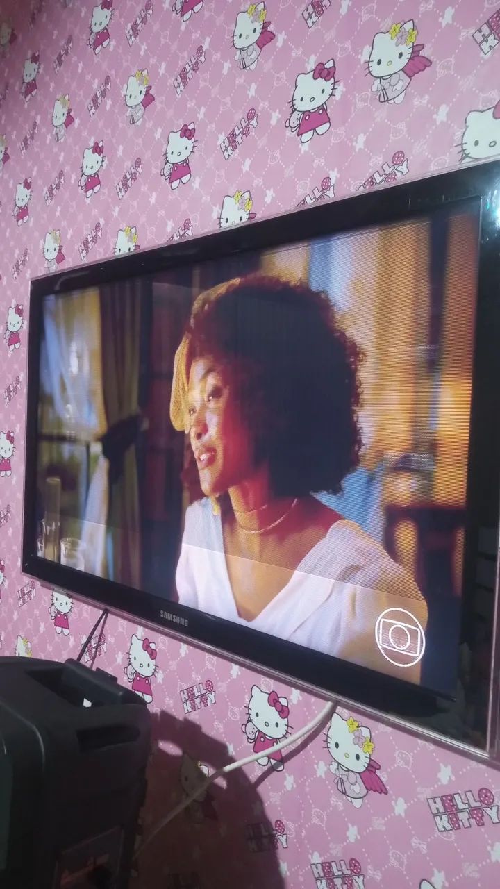 TV Samsung 32 polegadas não é smart funcionando mas tem que tirar todo o brilho  - Foto 4