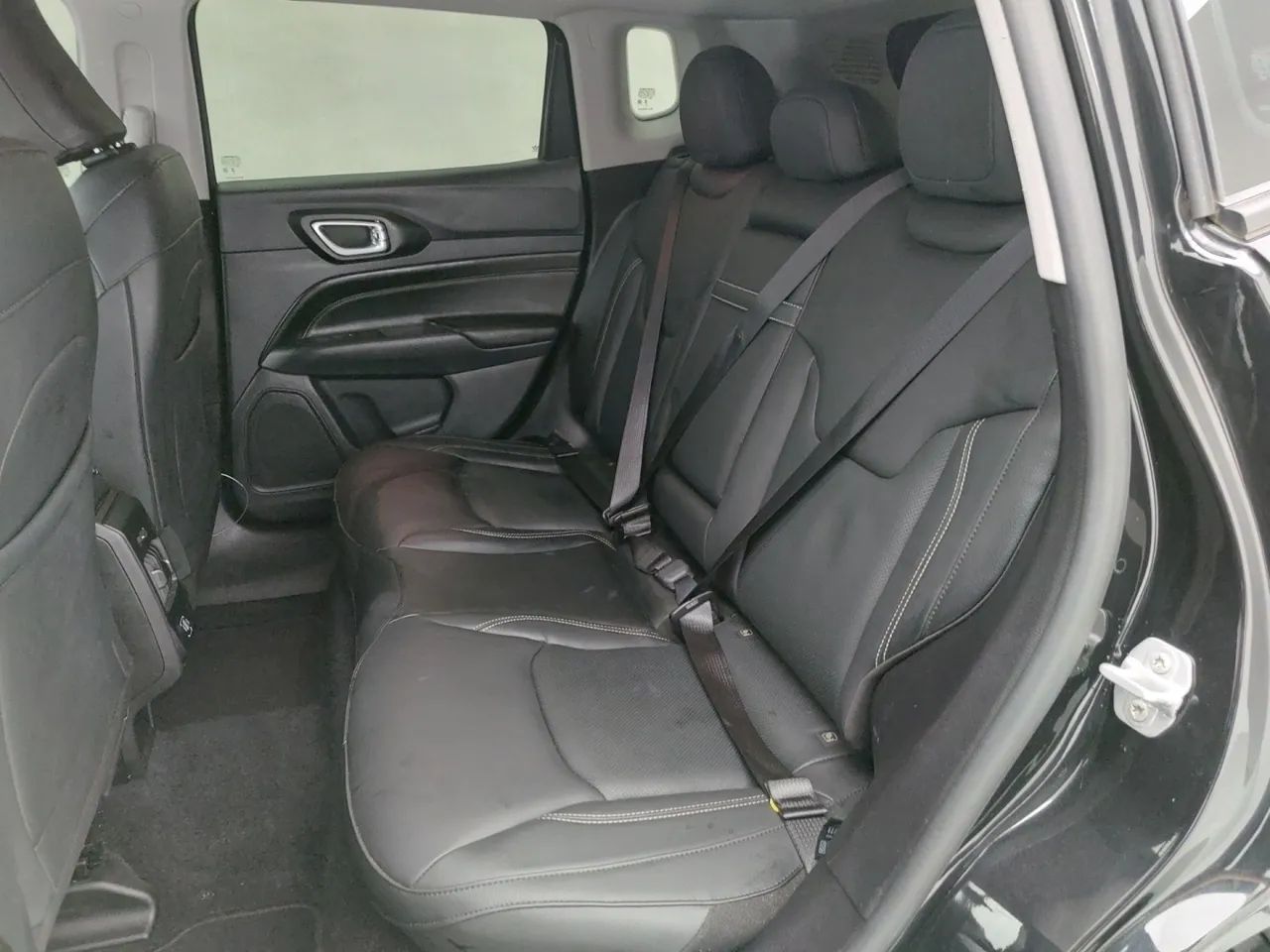 Jeep Compass LONG. T270 1.3 TB 4x2 Flex Aut., foto 17 de 18