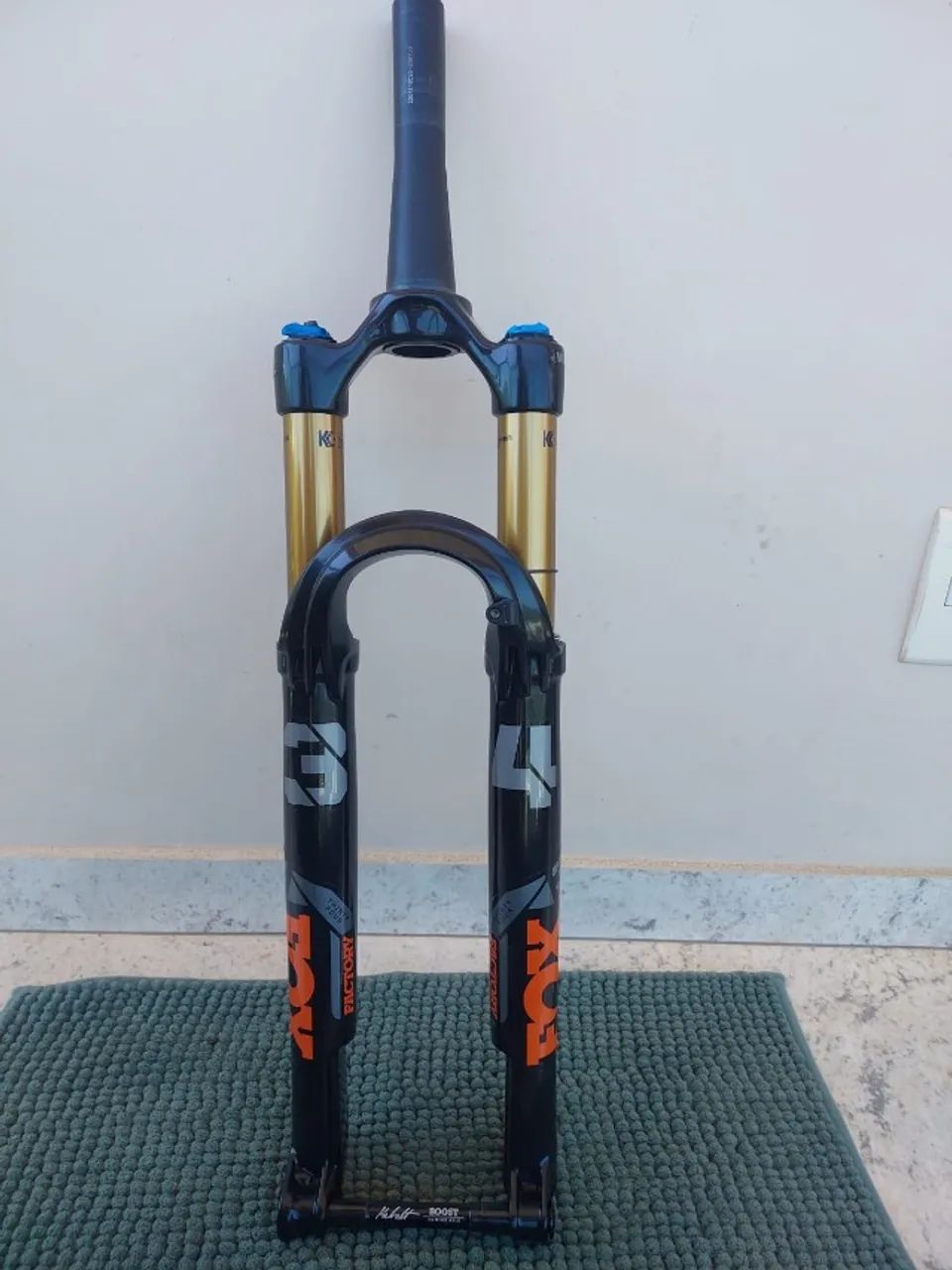 ▼order⑤ Suspensão Fox Factory 34 Kashima Step-Cast - Ciclismo - Santa