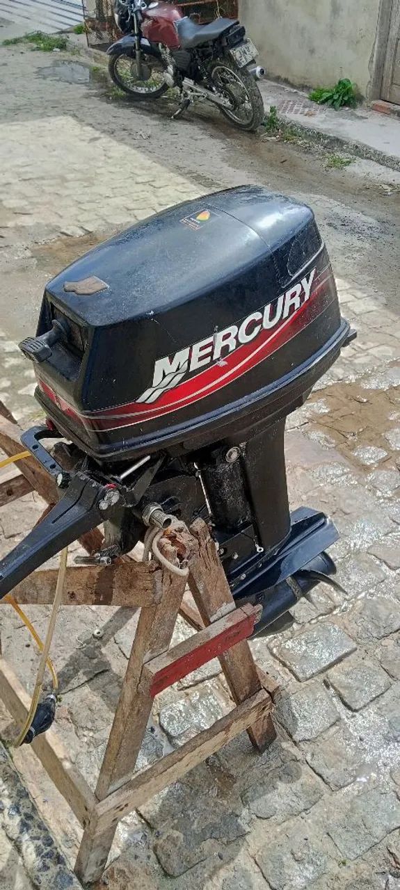 Lancha medindo 4.20 de comprimento e motor de 15hp super  - Foto 2