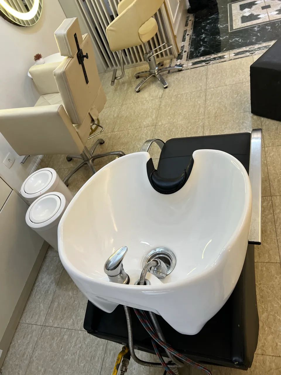 LAVATÓRIO EM BOM ESTADO  - Foto 3