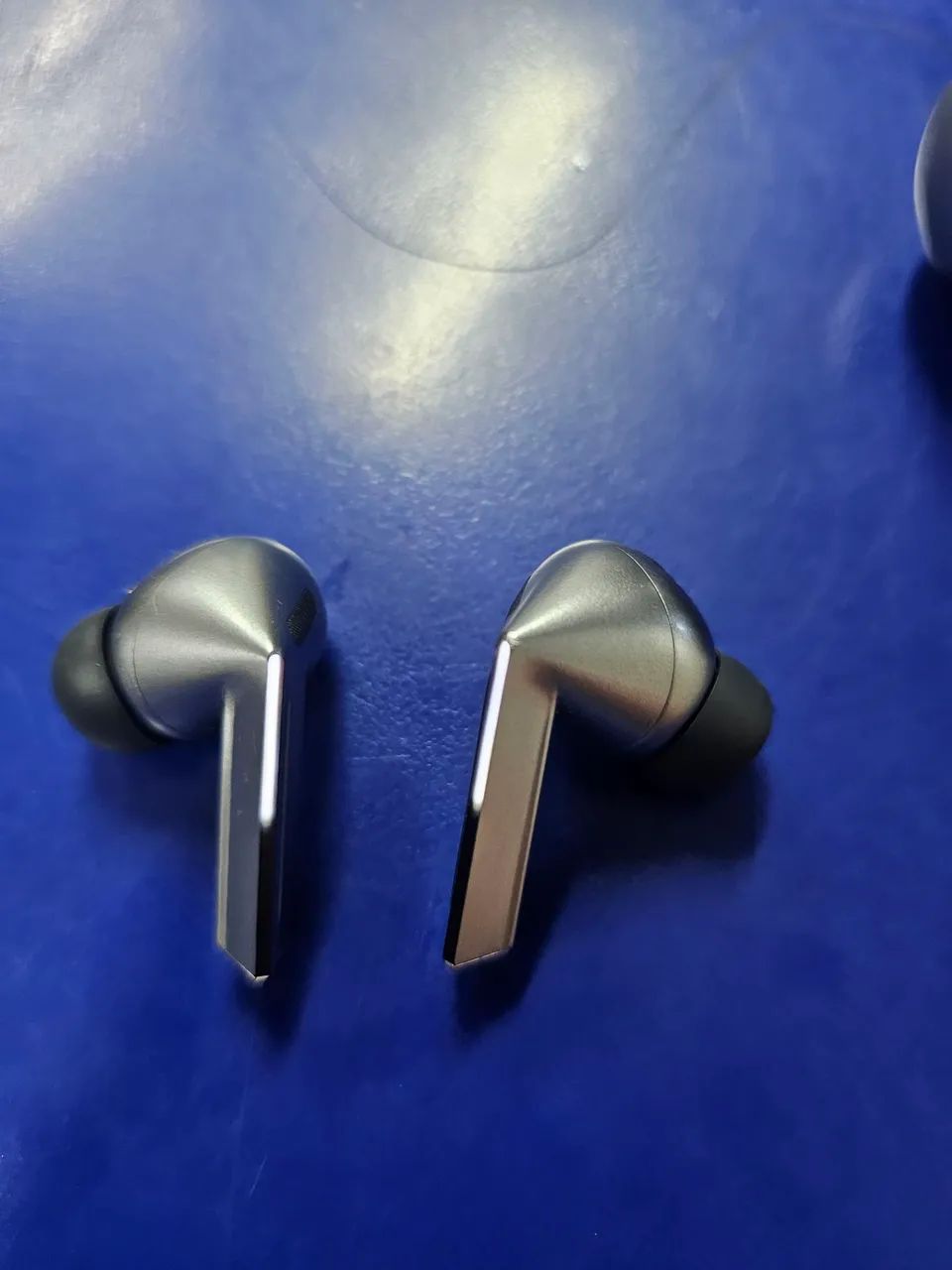 Galaxy Buds 3 Pro - Marcas Visíveis - Foto 5