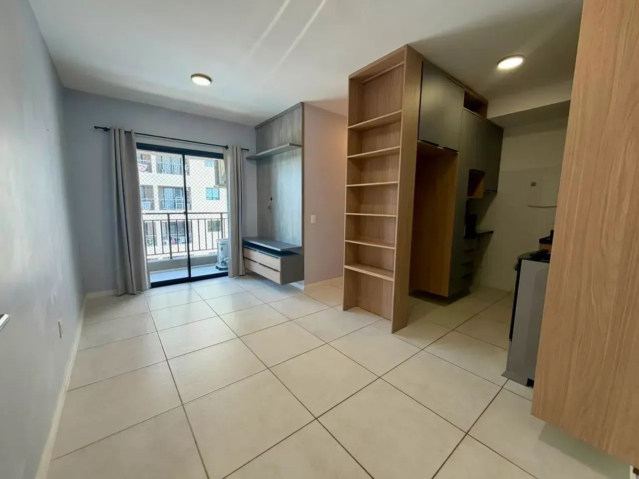 Aparamento 100% projetado, com 02 quartos no Cambeba