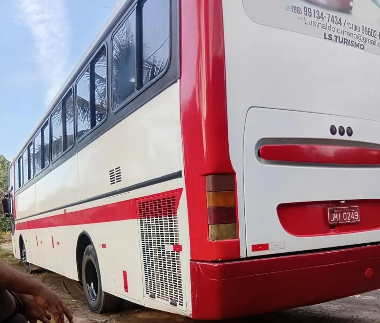 Ônibus 51 poltrona  - Foto 3