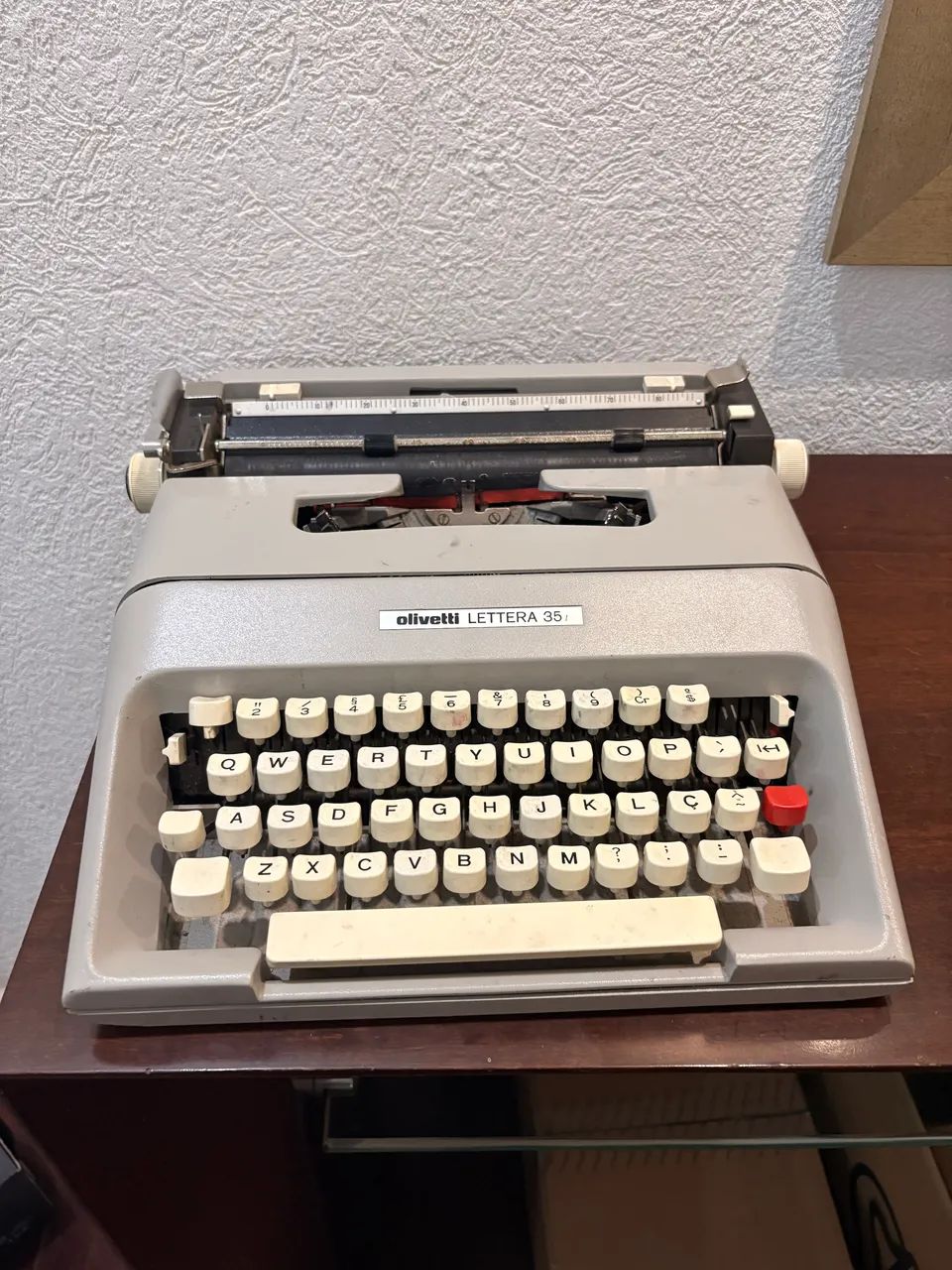 Máquina de escrever Olivetti - Foto 3