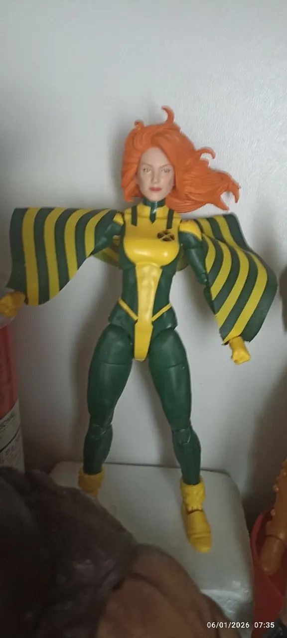 Siryn Marvel legends Action figure