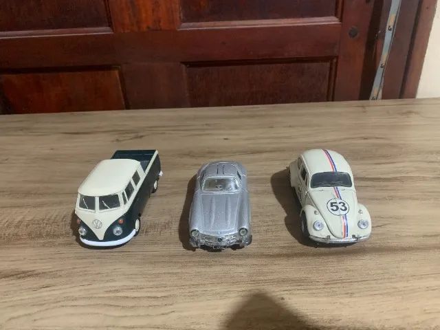 Miniaturas Colecionáveis de Ferro - Modelos Clássicos 