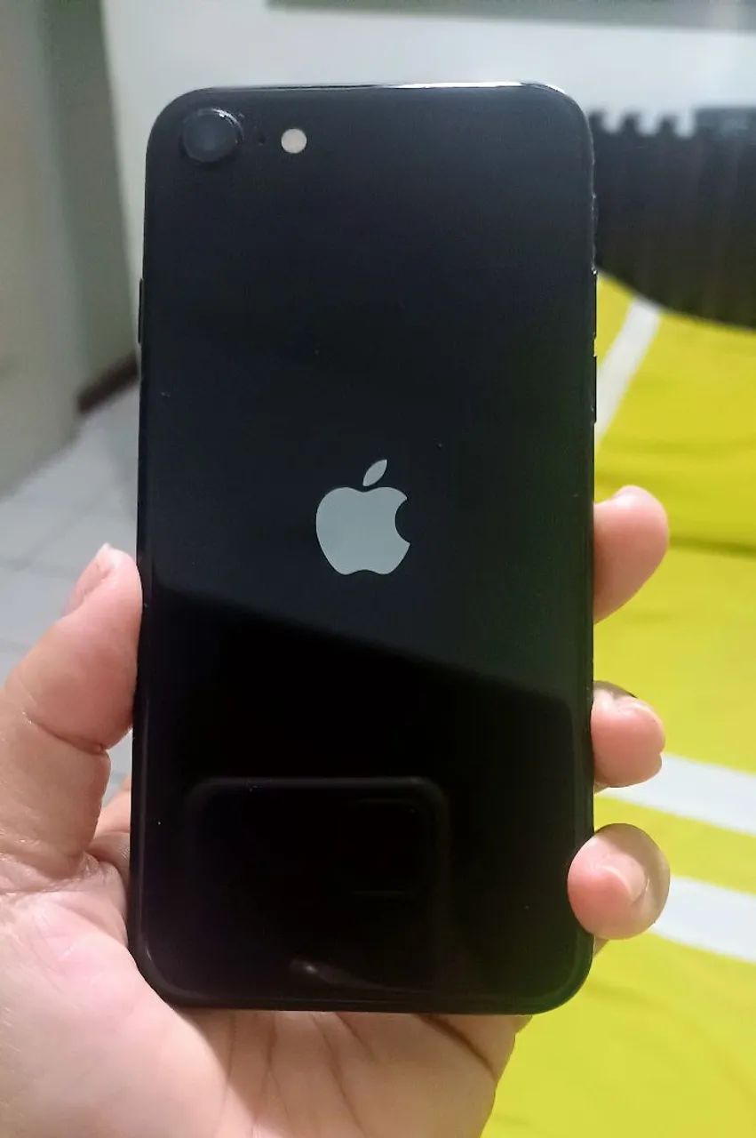 iPhone SE 2020 (2ª Geração) 64GB - Preto - Ótimo estado!