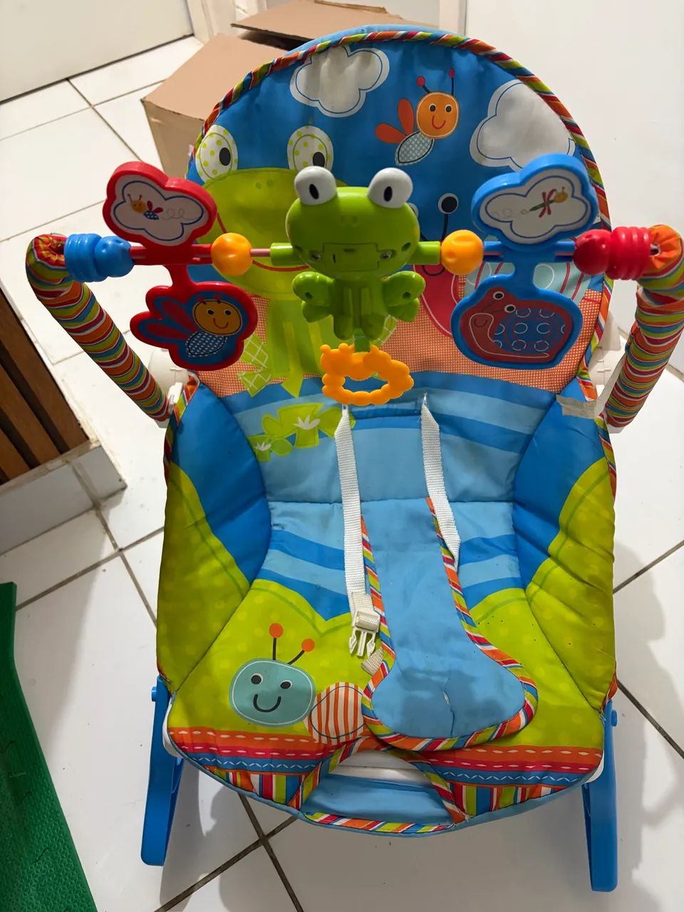 Vendo Cadeira de Balanço Musical