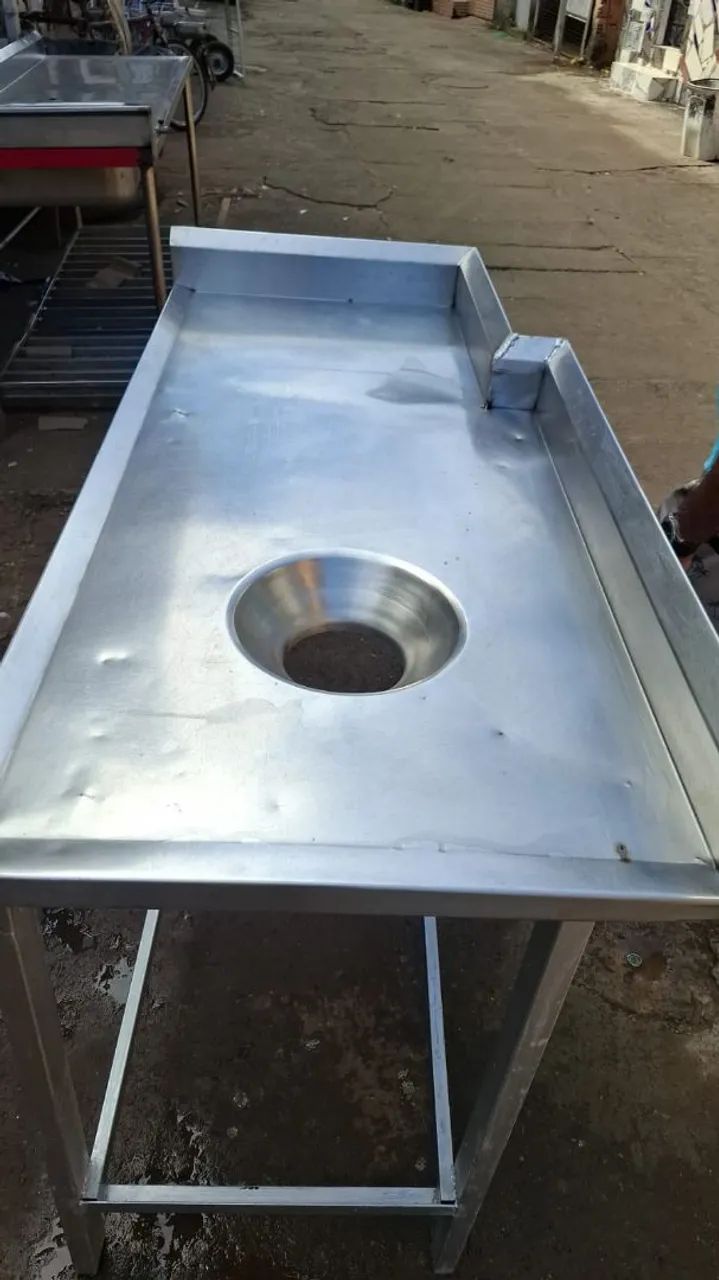 Mesa de inox de 1,36mx66cm - Foto 4