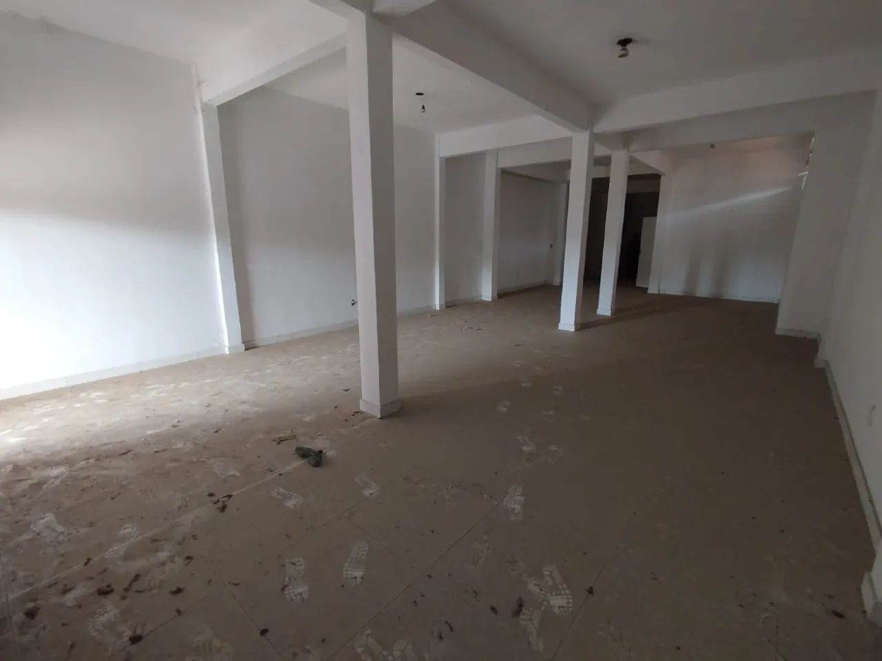 Excelente Ponto Comercial na Rua Rui Barbosa - Foto 2