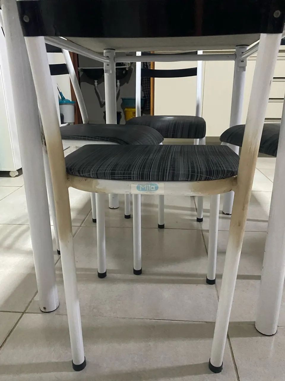 Mesa tampo de granito com 4 cadeiras - Foto 5