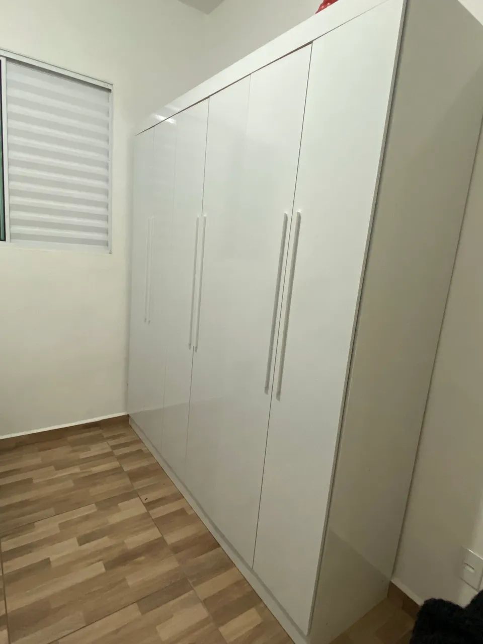 Guarda roupa branco casal 6 portas - Foto 4