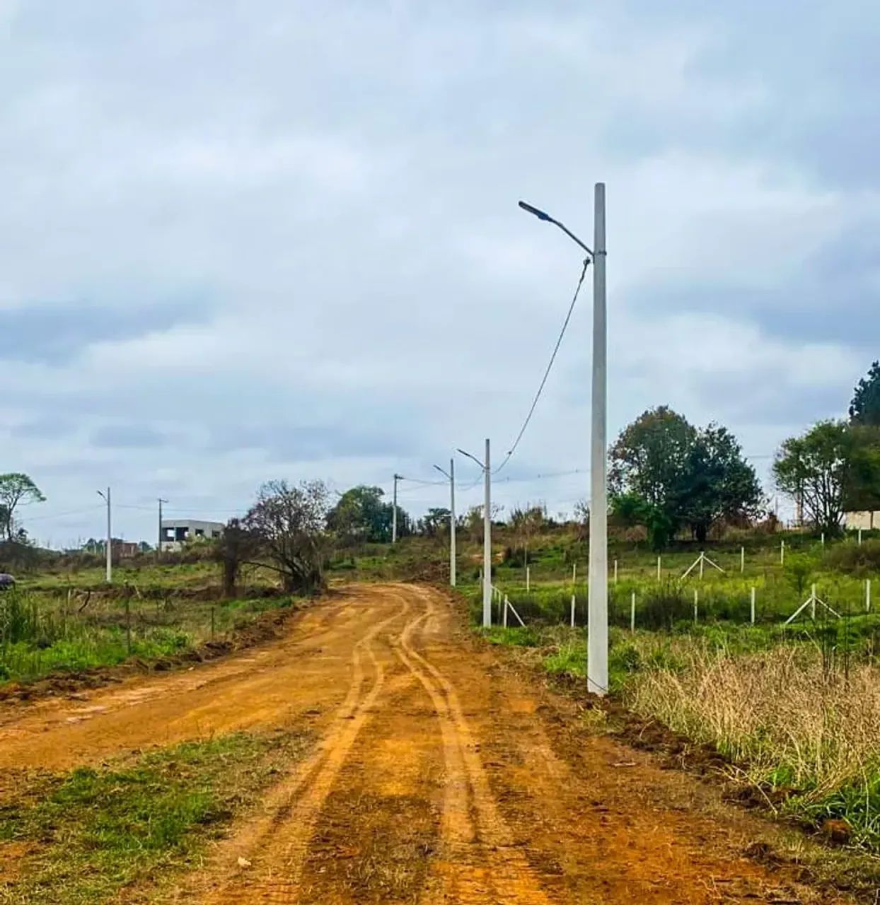 85I- TERRENOS PARA LAZER EM IBIÚNA - SP - Foto 4