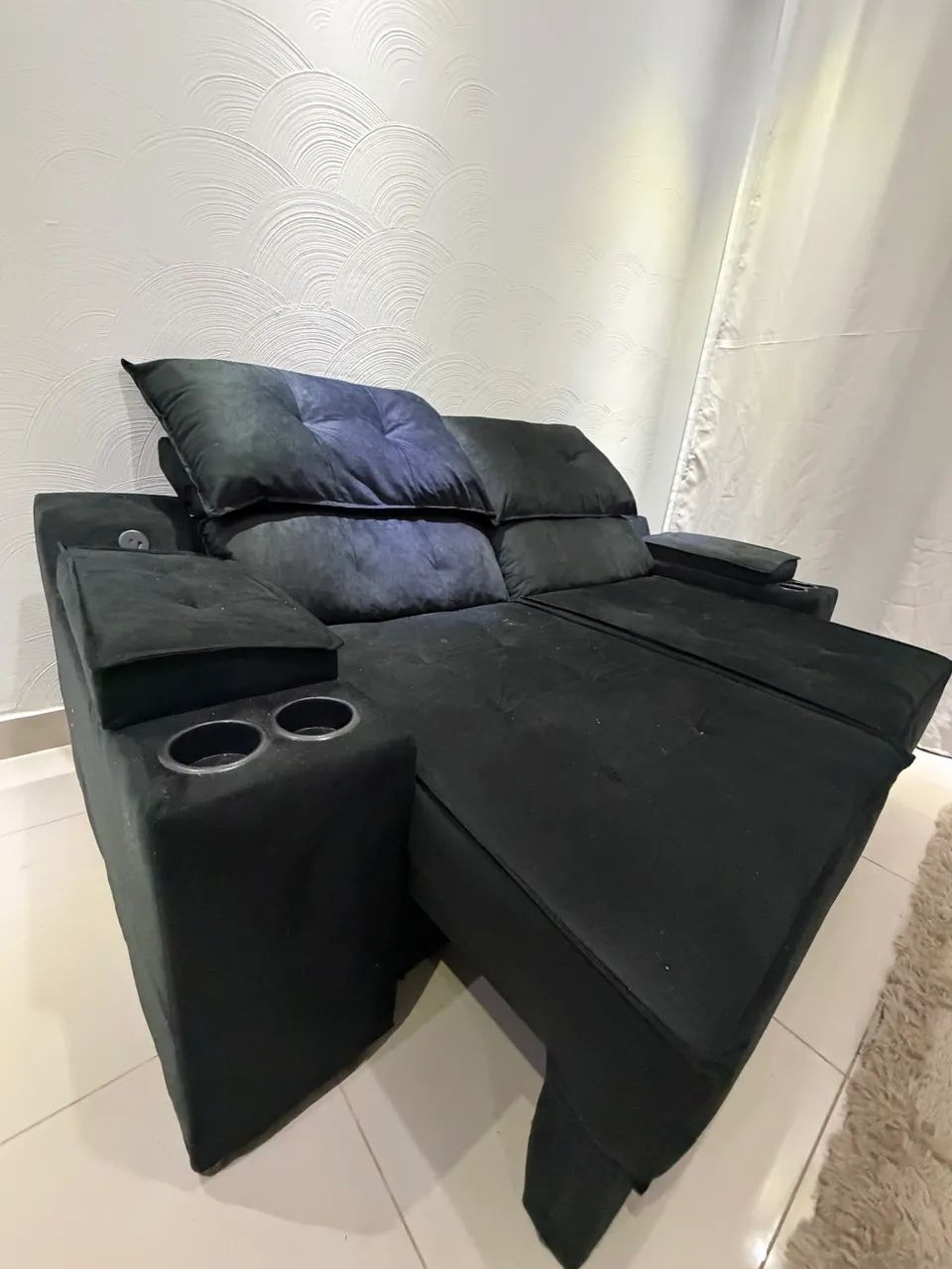 Sofá 3 lugares novíssimo  - Foto 4