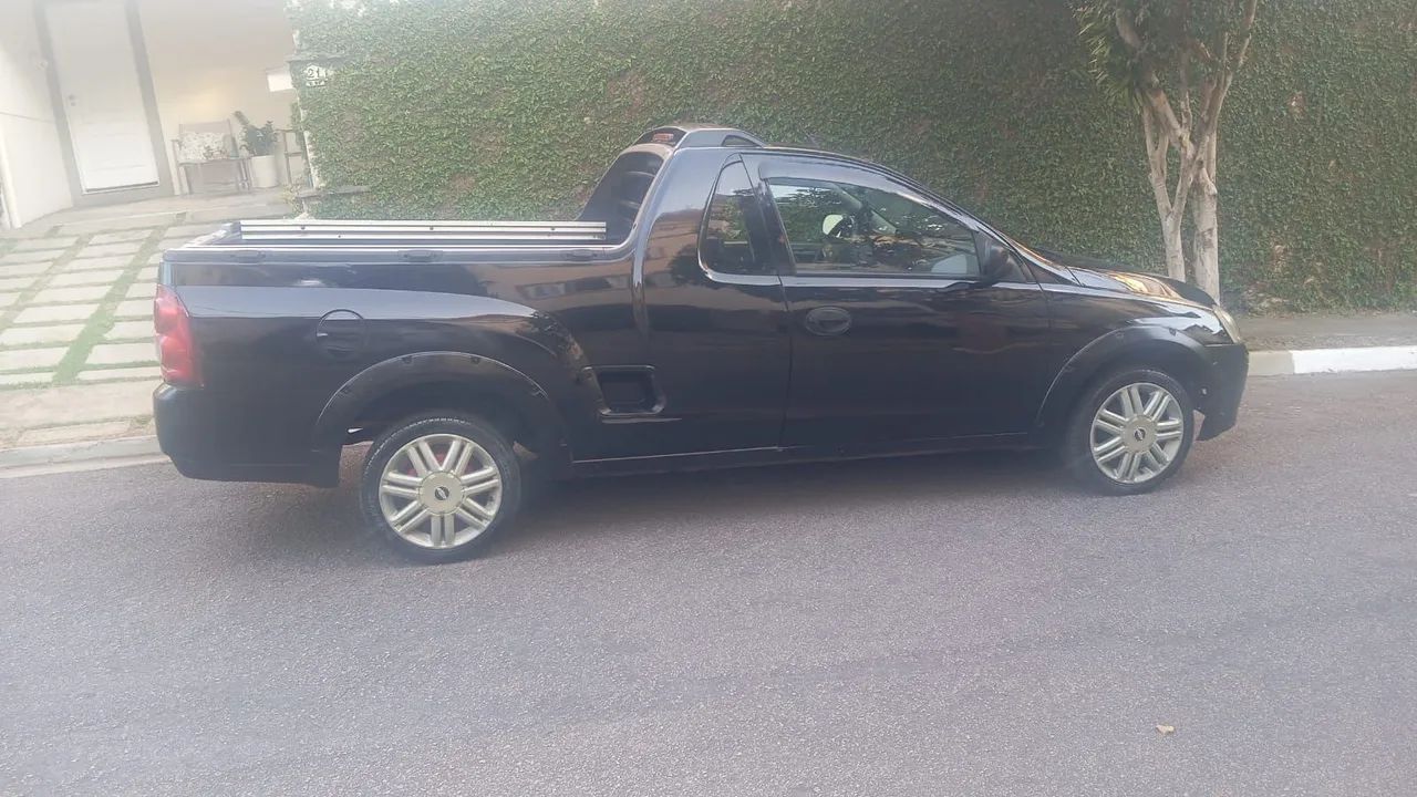 Chevrolet Montana 2009