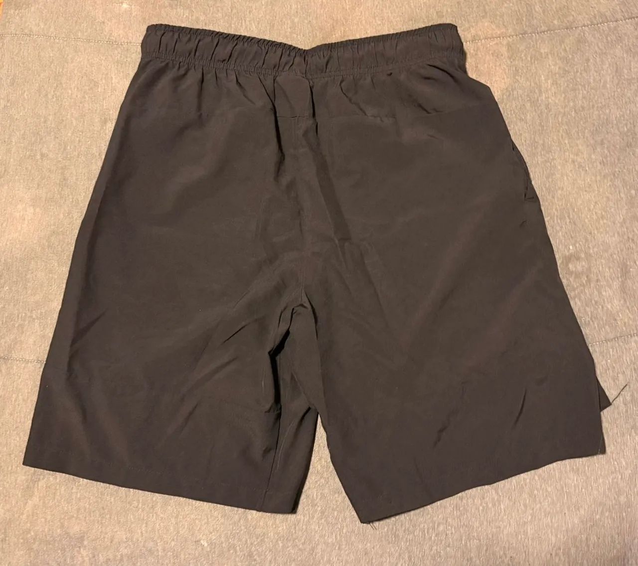 Short  Nike original pouco usado  - Foto 2
