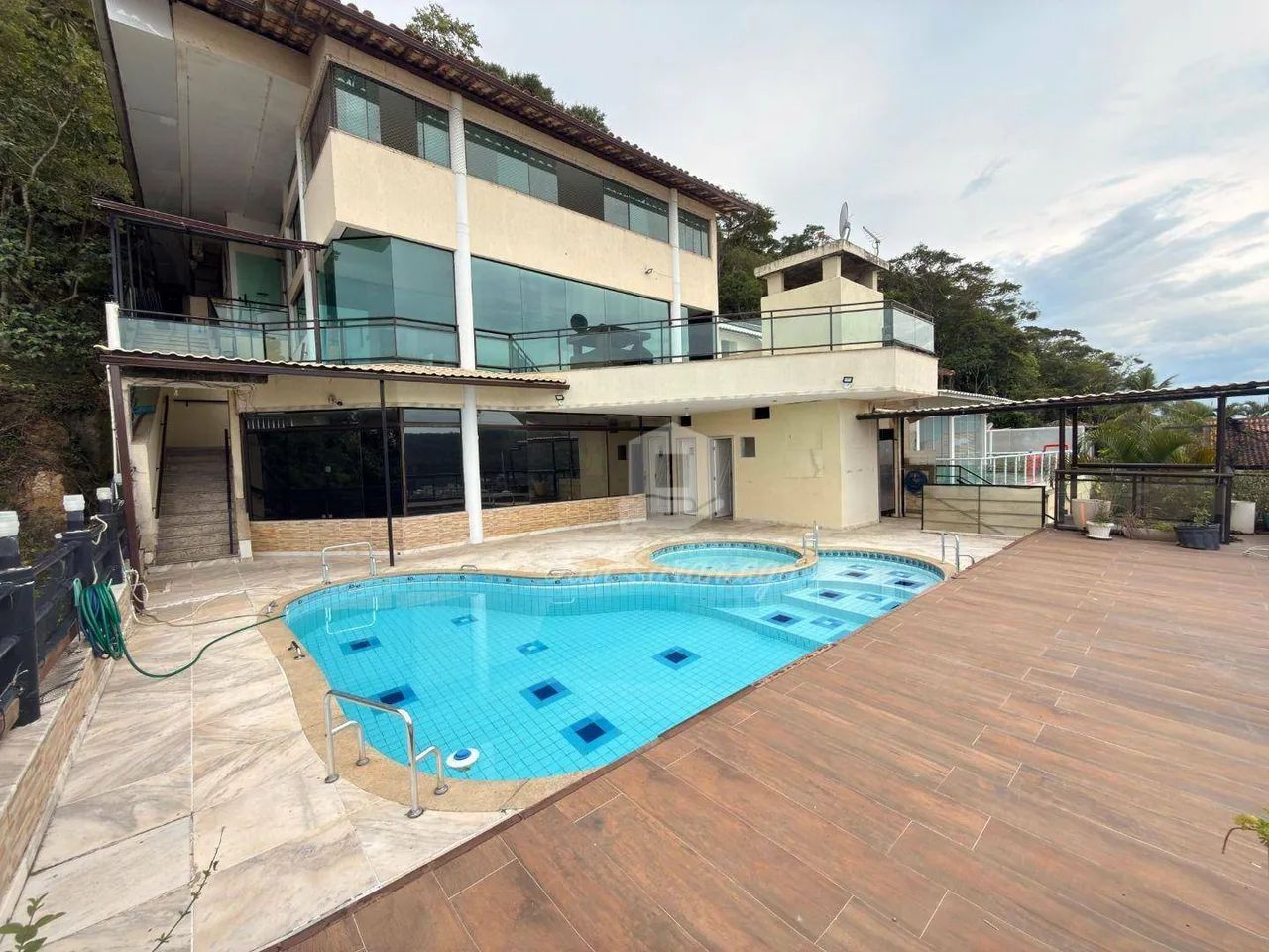 Casa à venda em Piratininga