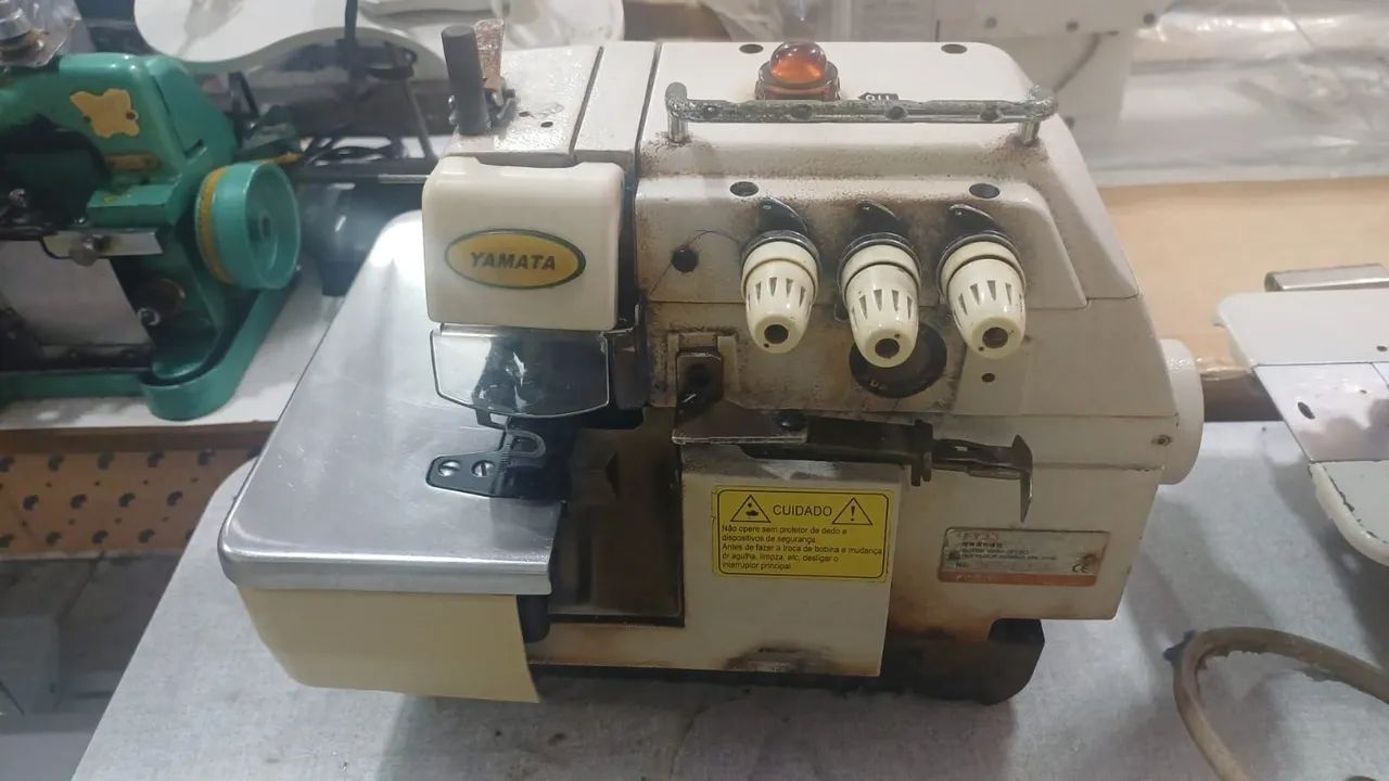 Máquina overloque - Foto 5