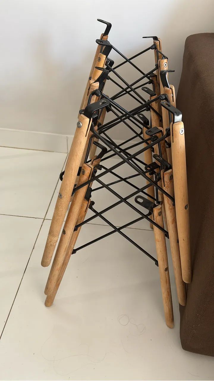 5 cadeiras Eames Eiffel Branco  - Foto 3