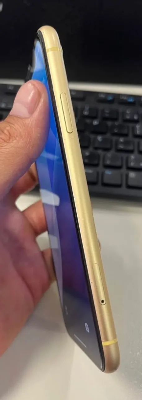 iPhone XR 64 GB - Foto 3