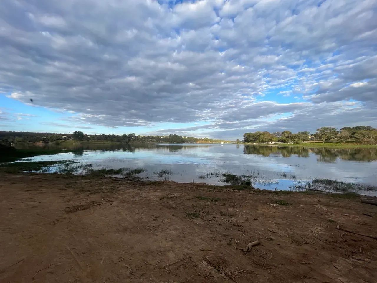 PARCELAS DE R$ 520,00 NO LAGO CORUMBÁ 4 - Foto 4