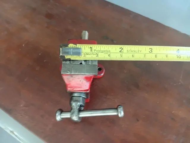 Mini Morsa de Bancada 27 mm Restaurada e Funcionando - Foto 3