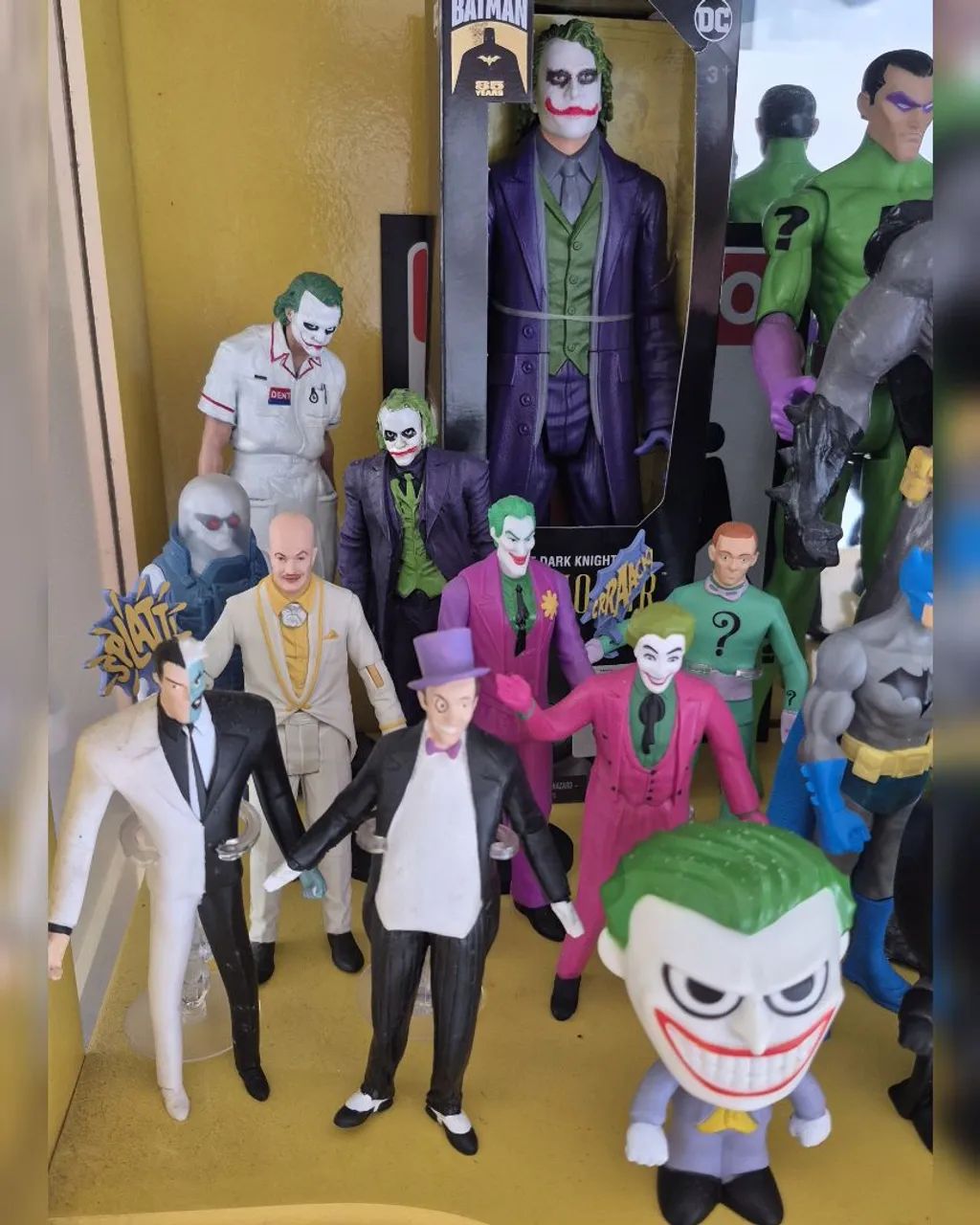 BATMAN - Coleção Action Figures dos personagens - Foto 2
