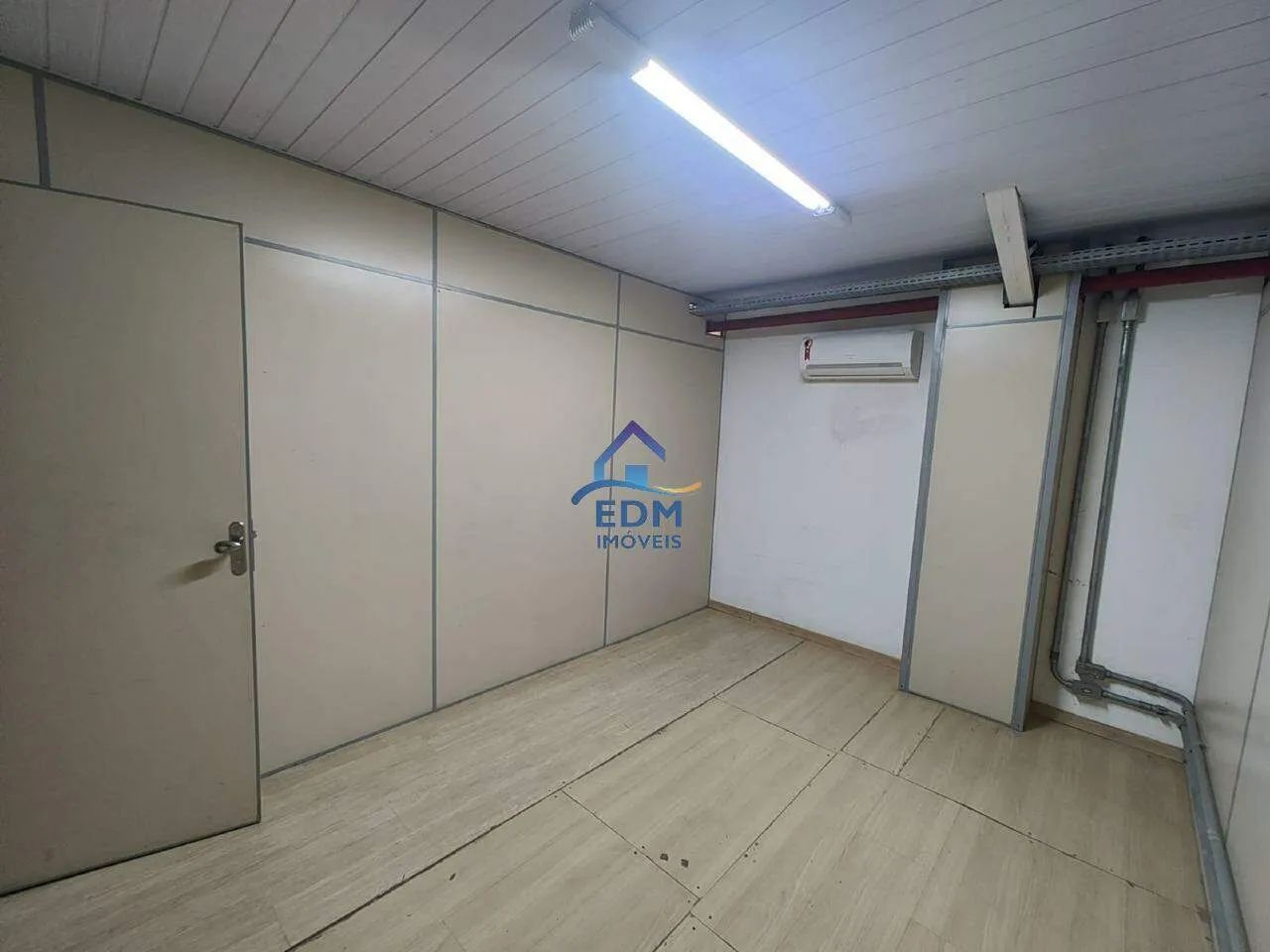 Prédio Comercial 600 m² para Alugar no Prado  2 Pavimentos, Salas e Área de Estoque - Foto 2