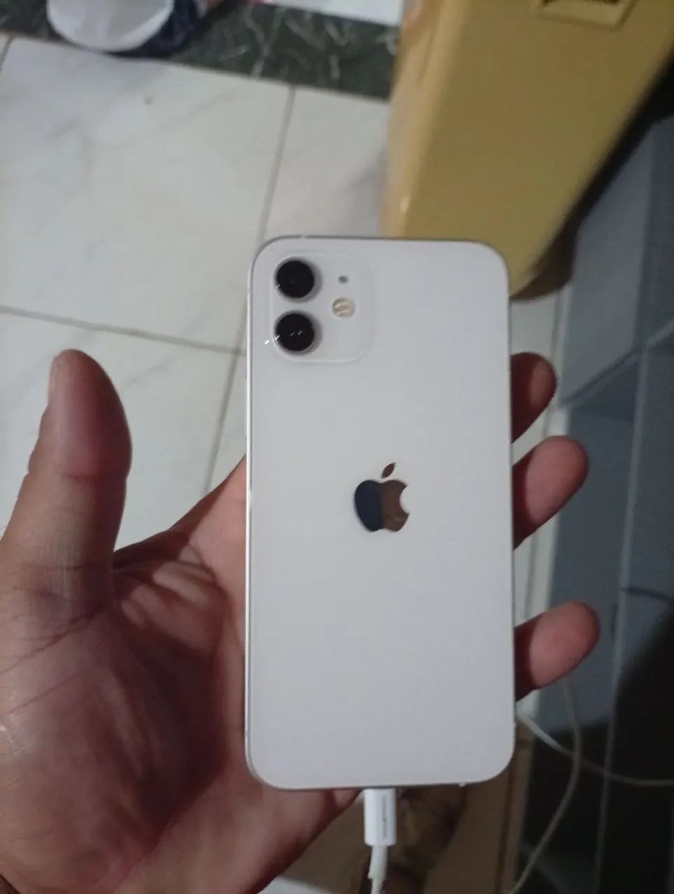 Vende se ou troco iPhone 12 128 giga - Foto 4