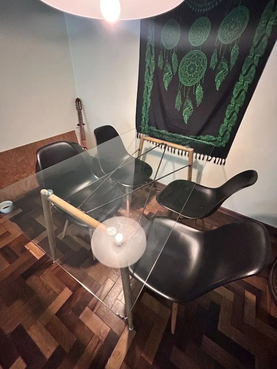 Mesa de jantar (140×80×76) com 4 cadeiras  - Foto 5