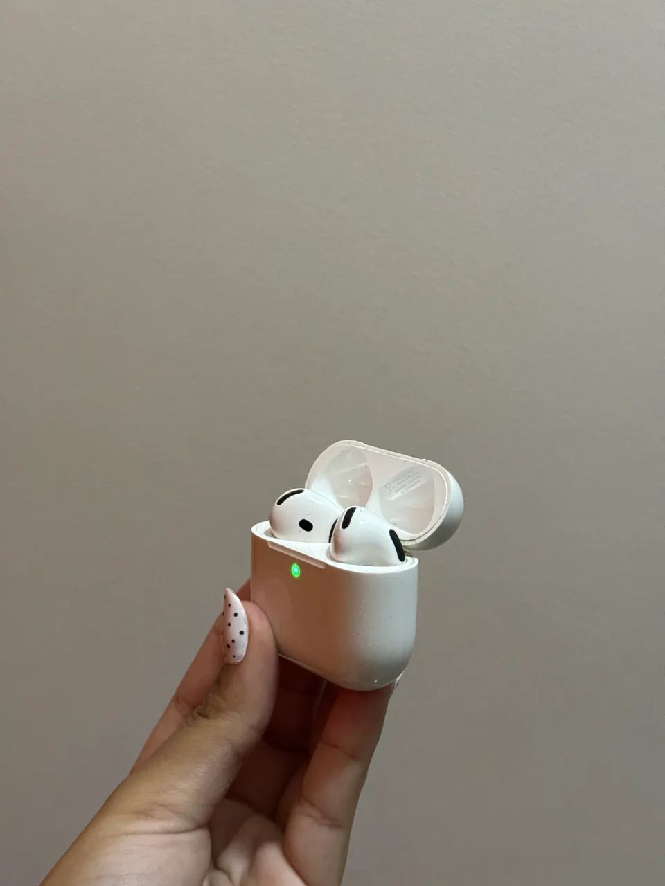 AirPods 4 com cancelamento de ruído - Foto 3