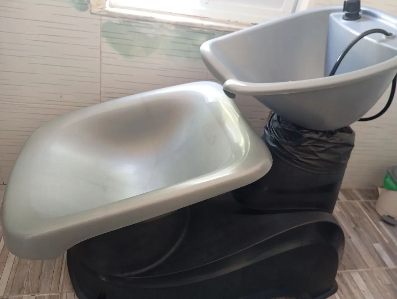 Vendo lavatório de salão de beleza  - Foto 4