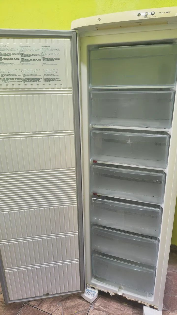 Freezer Vertical Electrolux FE26 - Foto 5