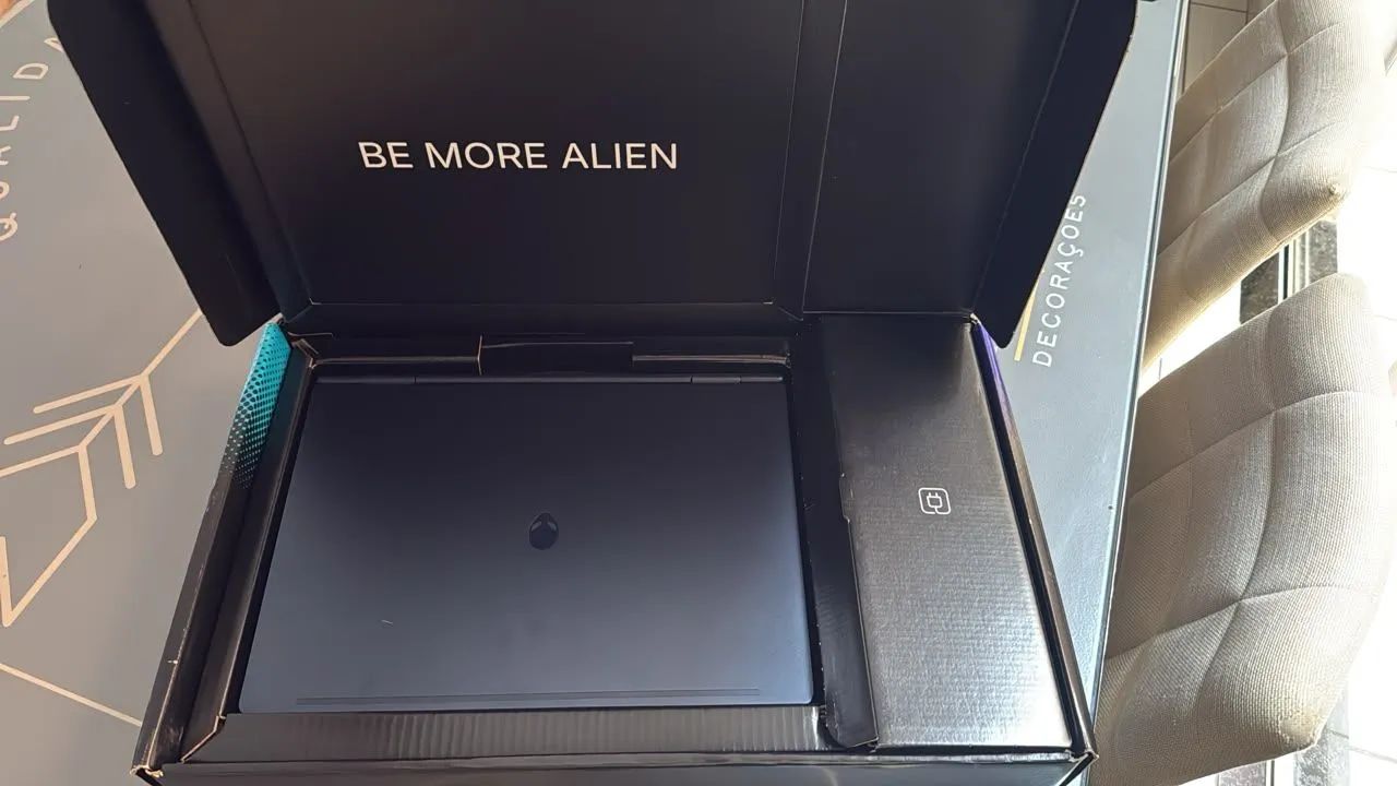 Notebook Gamer Alienware Aurora Core 7 32gb 3TB RTX 5040  - Foto 3
