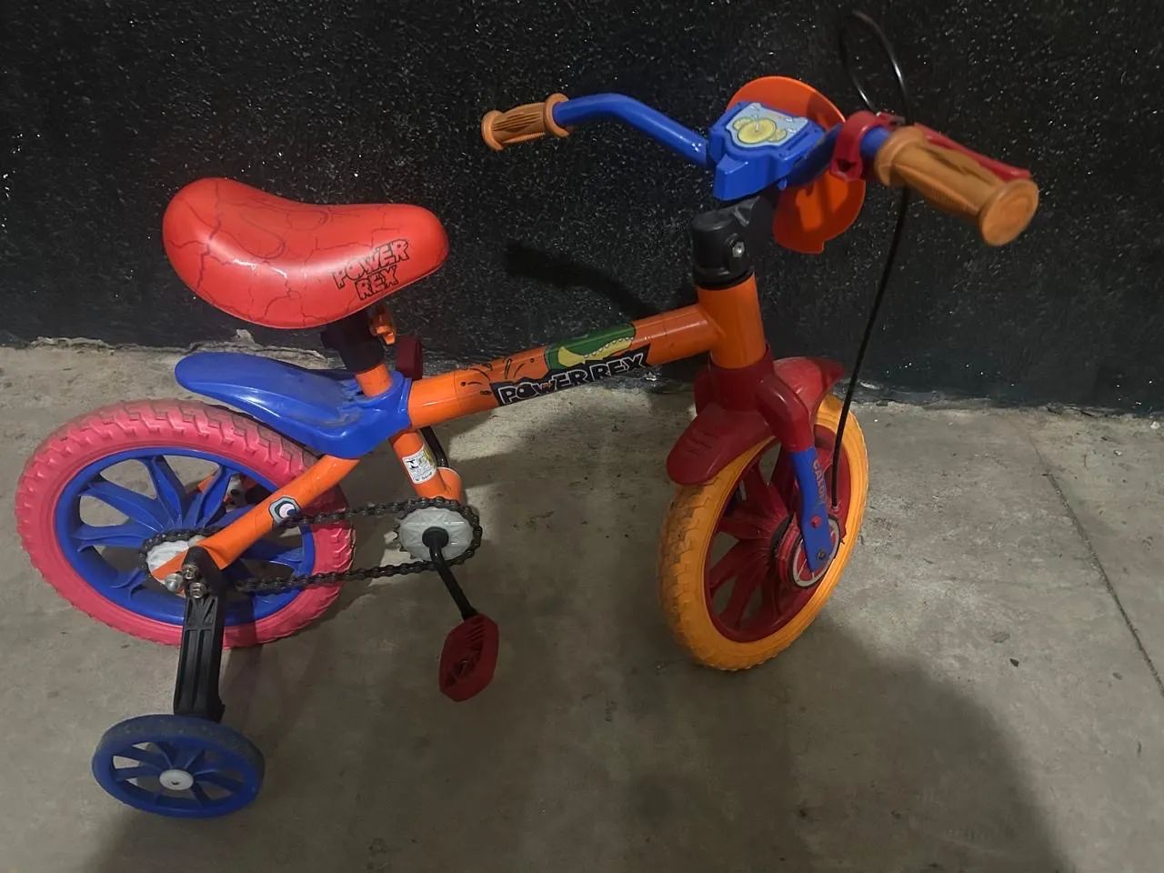 Bicicleta infantil Aro 12 - Foto 2