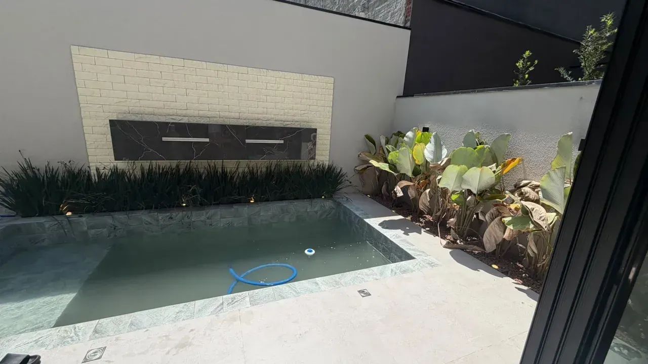UM SOBRADO EXCLUSIVO, MODERNO E SOFISTICADO NO PORTAL DOS IPÊS - Foto 2