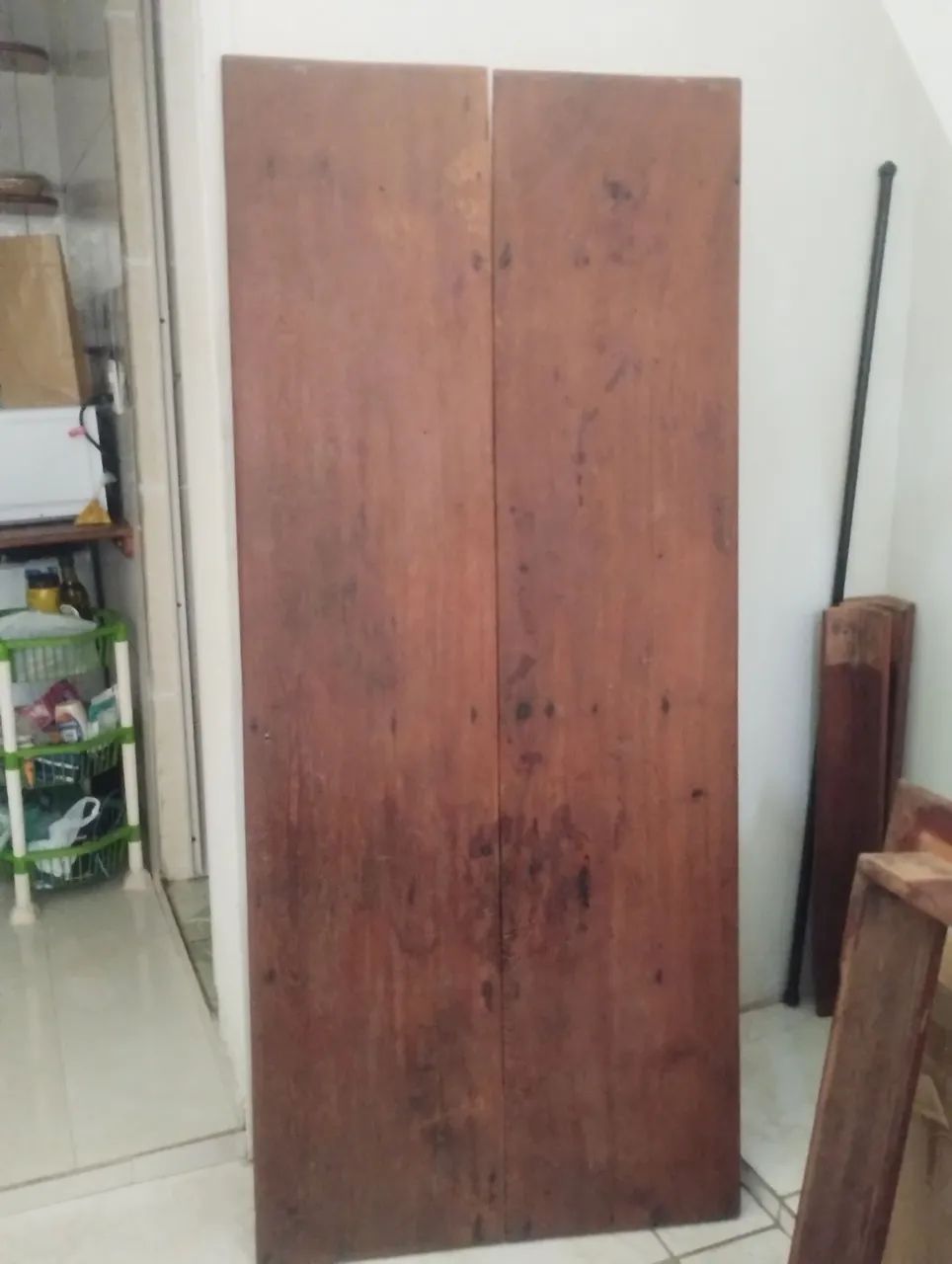 Vendo mesa tampo madeira maciça - Não entrego!