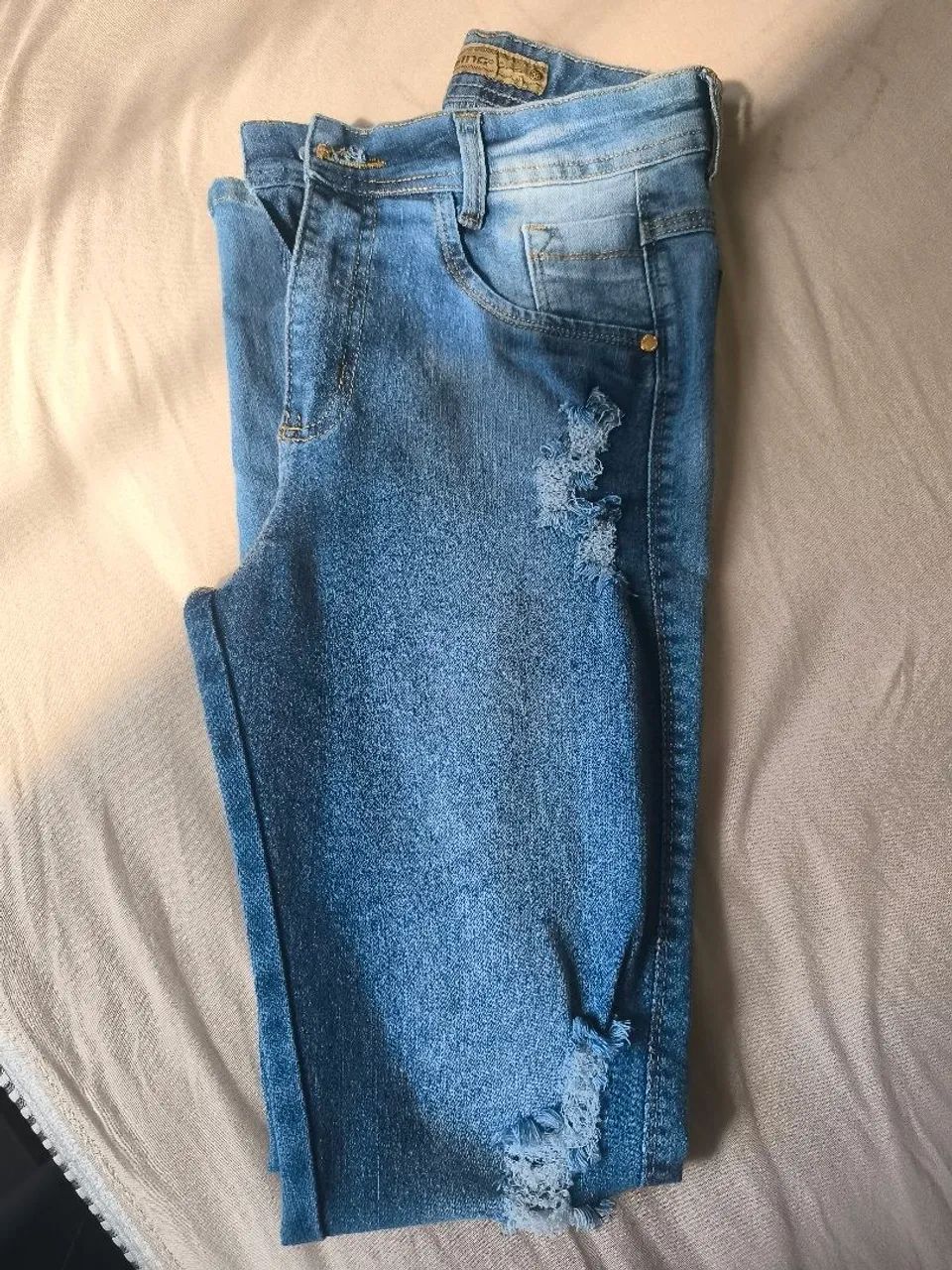 Calça jeans  tamanho 36-38