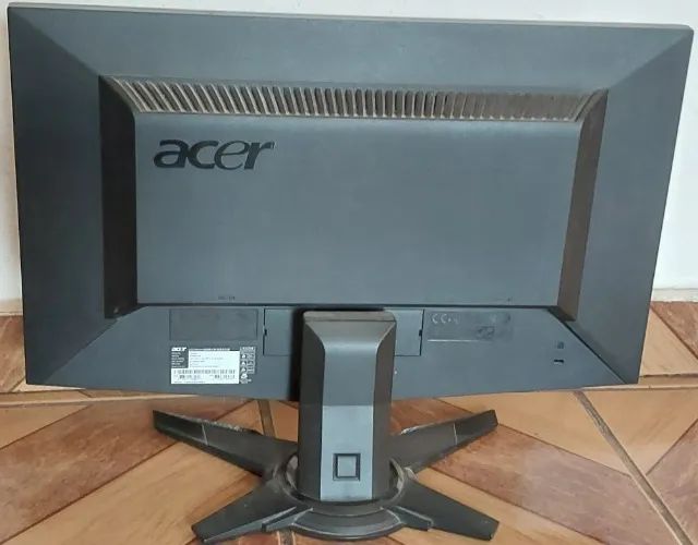 Monitor LCD Acer 20" - Foto 2