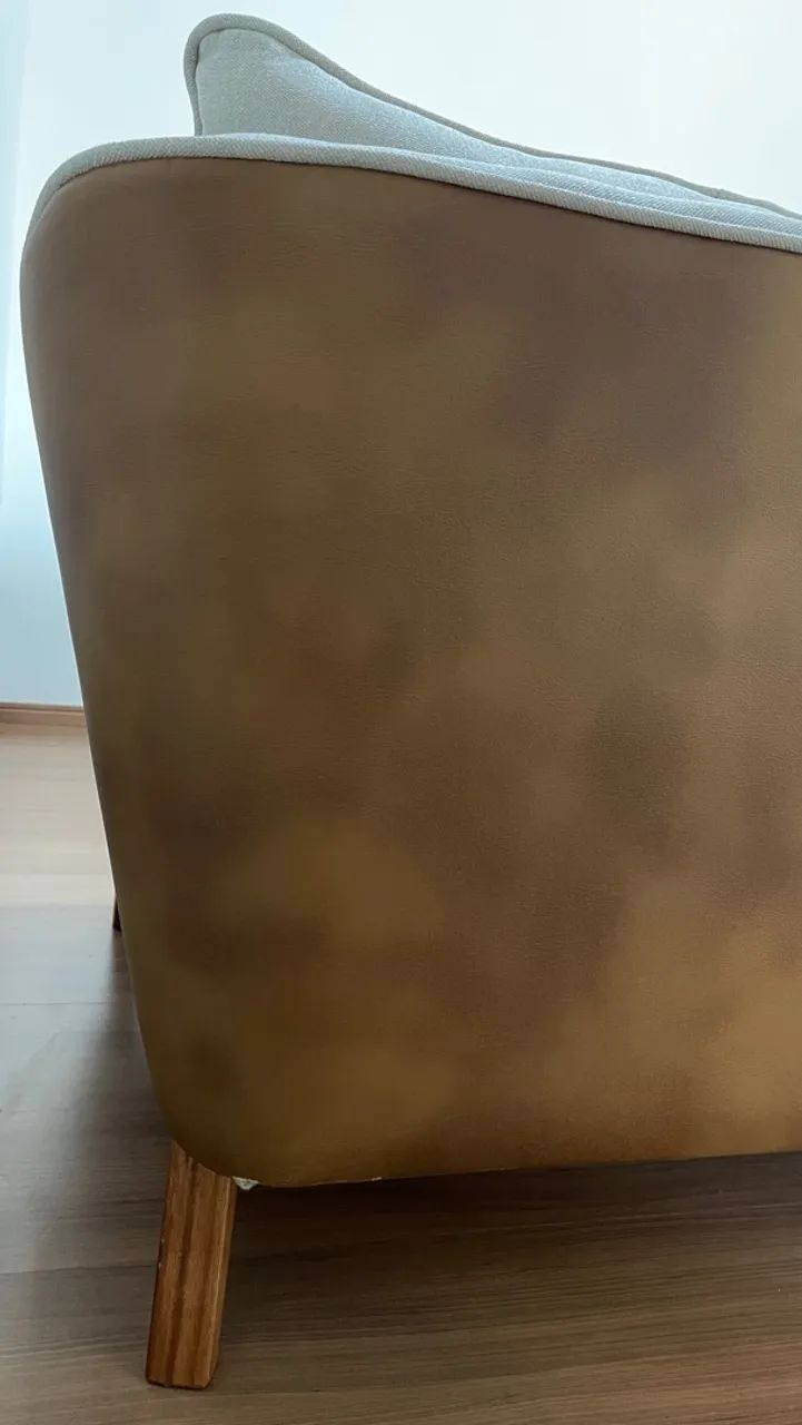 Sofá Fixo Doha 2,42m - 3 lugares - Apenas 1 ano de uso - Foto 5