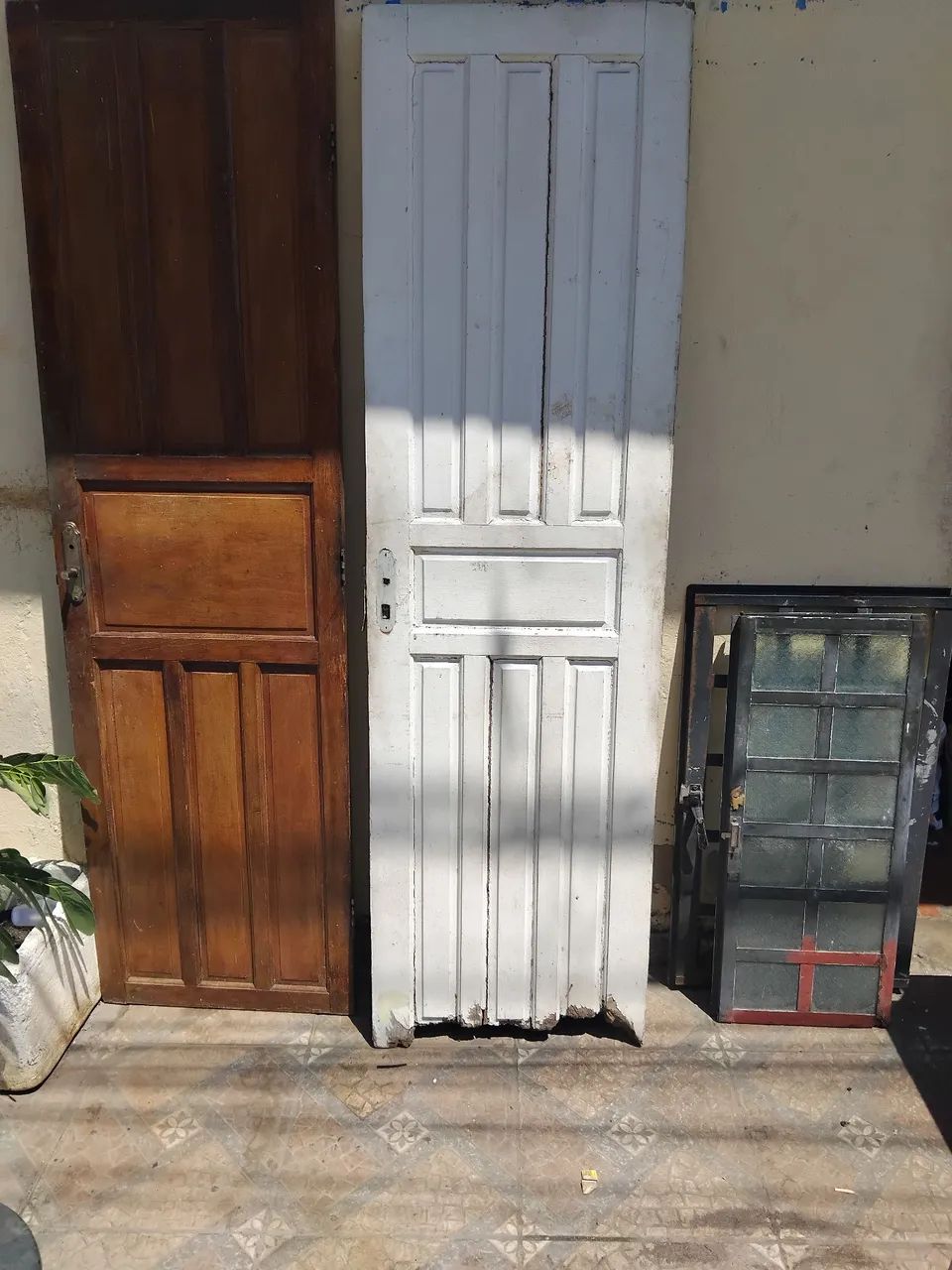 PORTA BRANCO DE MADEIRA 