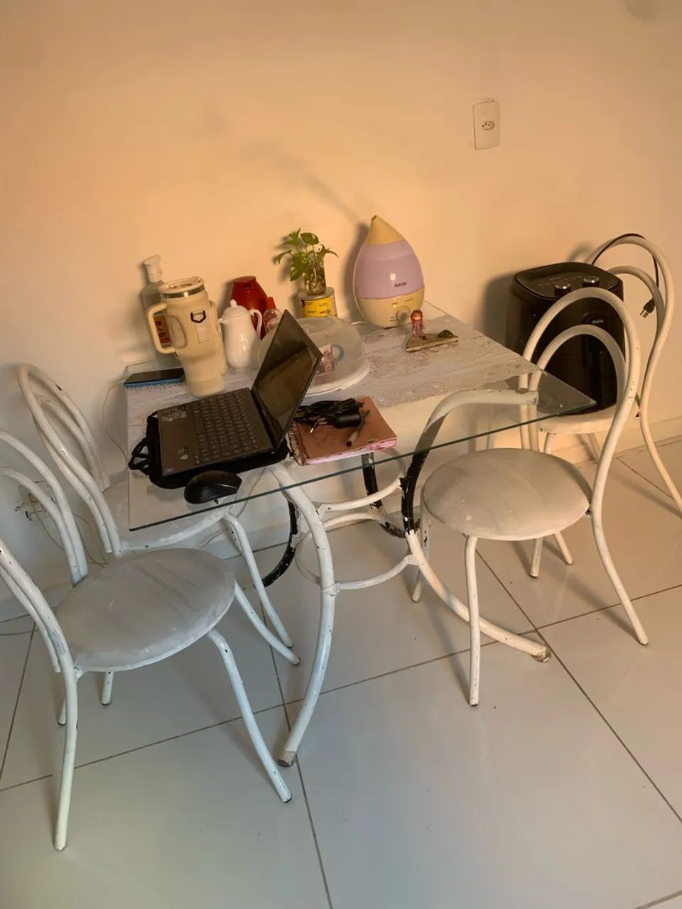 Mesa com cadeiras  - Foto 4